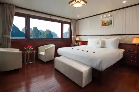 Halong Sapphire Cruises - 36