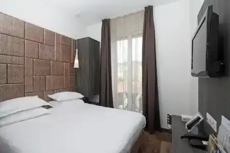 Golden Tulip Cannes de Paris - 143