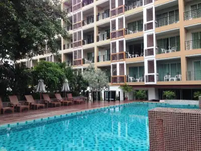 August Suites - 14