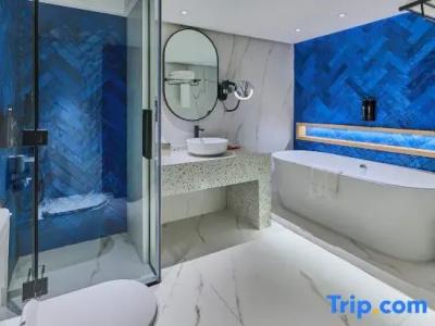 Ramada & Suites by Wyndham Dubai JBR - 122
