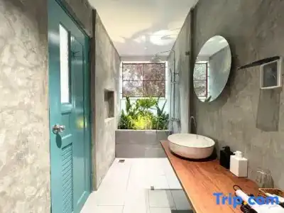 Joi Boutique Bai Truoc - 124