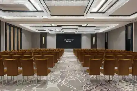 Courtyard by Marriott Zhengzhou Airport - 15