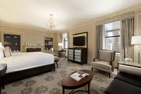Fairmont Vancouver - 30