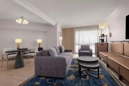 Hyatt Regency Irvine - 81