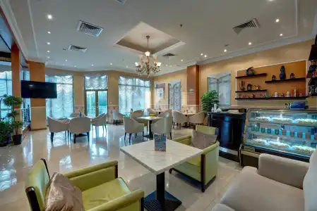 Royal Beach Resort & Spa - 14