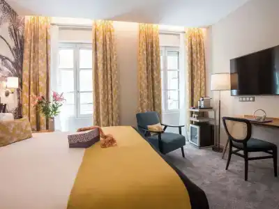 Mercure Nice Marche aux Fleurs - 136