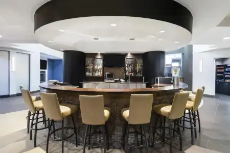 Best Western Premier Freeport Inn Calgary Airport - 31