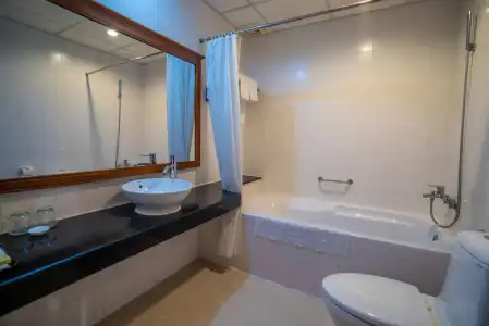 Oscar Saigon - 7