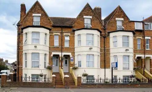 Sportsview Guest House - 0