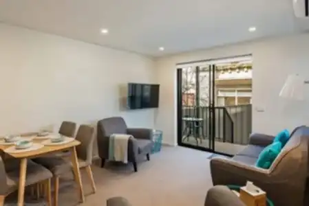 110 Hampden Apartments - 27