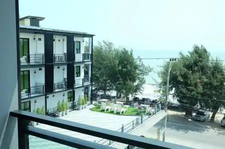 Irin Beach Cha - am - 22