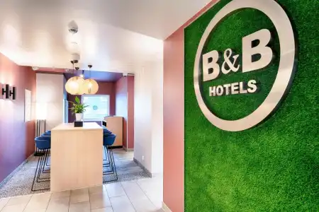 B&B Wiesbaden-Hbf - 1