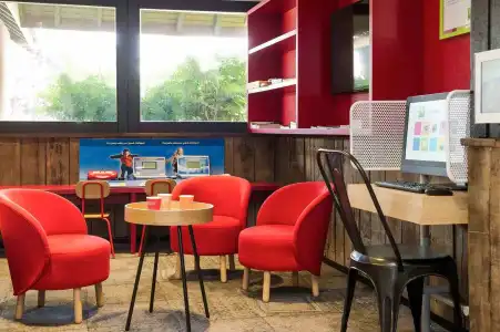 ibis Styles Chartres - 14