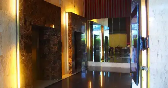 Grand Howard Bangkok - 14