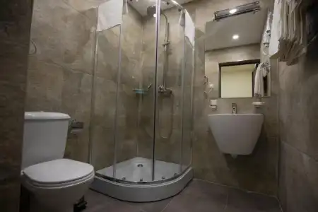 Boutique Living - 6