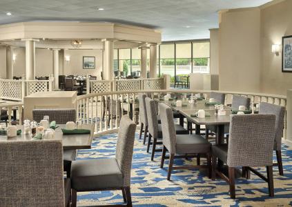 DoubleTree by Hilton Williamsburg - 33
