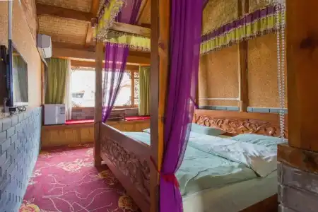 Lijiang Laia Boyue Life Inn - 1