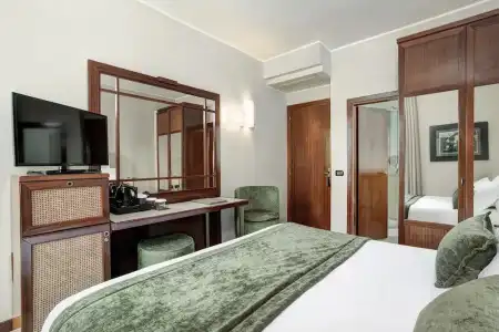 Bellevue & Resort - 84