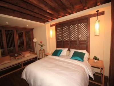 Lijiang Banxicaotang Inn - 5