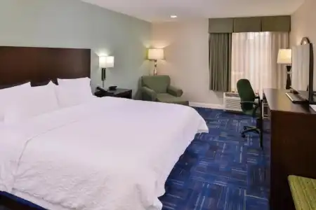Hampton Inn Eugene - 39