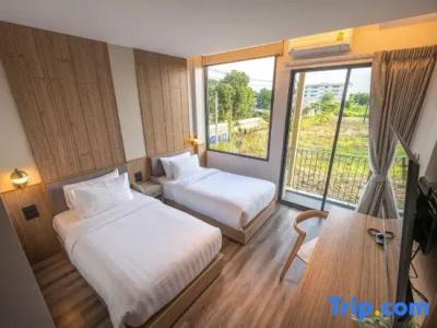 Shan Villas Sukhumvit - 176