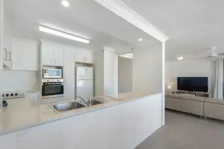 ULTIQA Beach Haven At Broadbeach - 227
