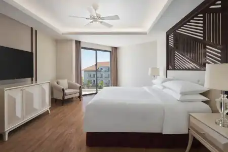 Renaissance Danang Hoi An Resort & Spa - 53