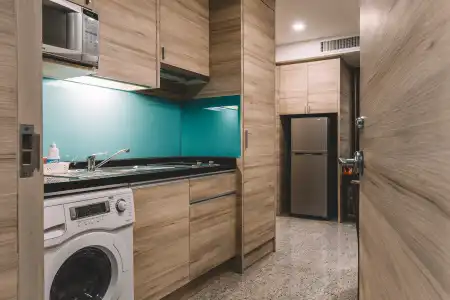 Adelphi Suites Bangkok - 31