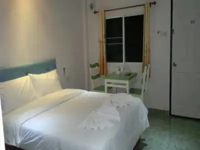 Wattana Hill Resort - 2