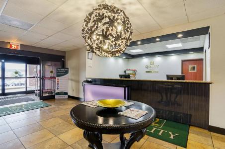 Holiday Inn & Suites RICHMOND - WEST END by IHG - 21