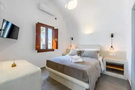 Agia Irini - 83