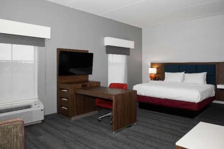 Hampton Inn & Suites Charlotte Steele Creek - 38