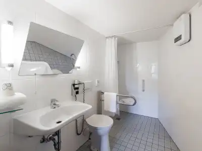 B&B Düsseldorf-Mitte - 8