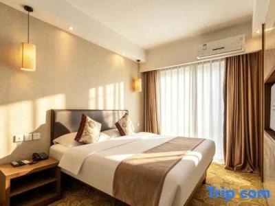 Kunming City Golf - 24
