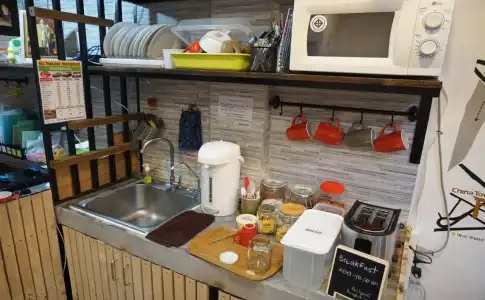 Feel Good Hostel bk - 11