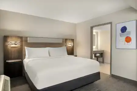 Holiday Inn Express Fayetteville – Fort Bragg by IHG - 24