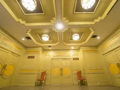 City Beach Resort - 13