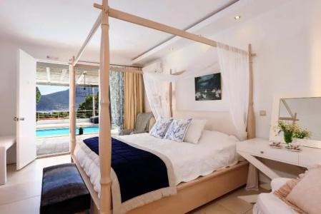 Mare Monte Small Boutique - 24
