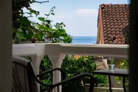 Adrovic Sveti Stefan - 16