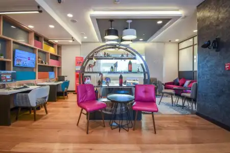 Premier Inn Al Jaddaf - 40
