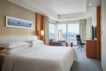 Sheraton Grand Hiroshima - 54
