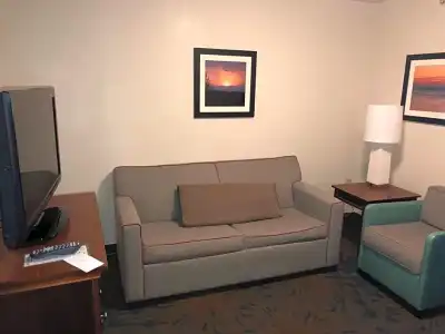 Best Western Erie Inn & Suites - 45