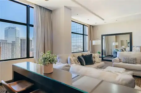 Grand Hyatt - 33