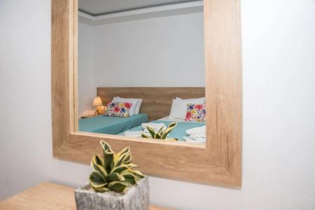 Aphrodite Studios & Apartments - 78
