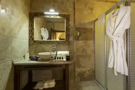 Helen Cave Suites - 10