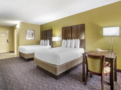 Best Western Plaza Inn - 45