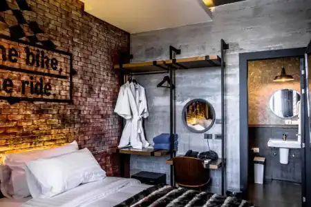 Wheeler Bed & Bike - 34