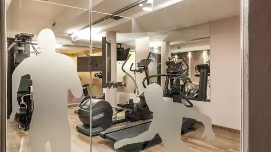 SportRomantic Plaza - 19