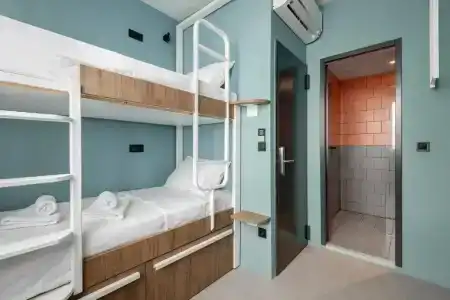 Zeus is Loose Hostel - 52