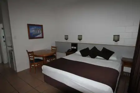 The Colonial Rose Motel - 2